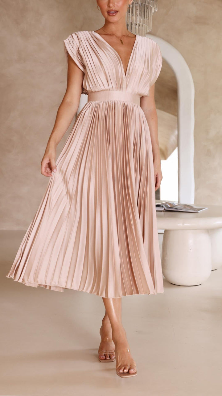 Ella – Elegant Pleated Maxi Dress for Women - Image 8