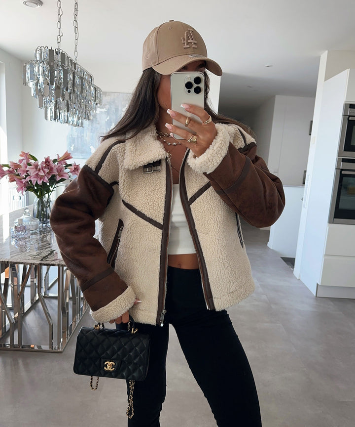 Teddyjacke Levke Braun