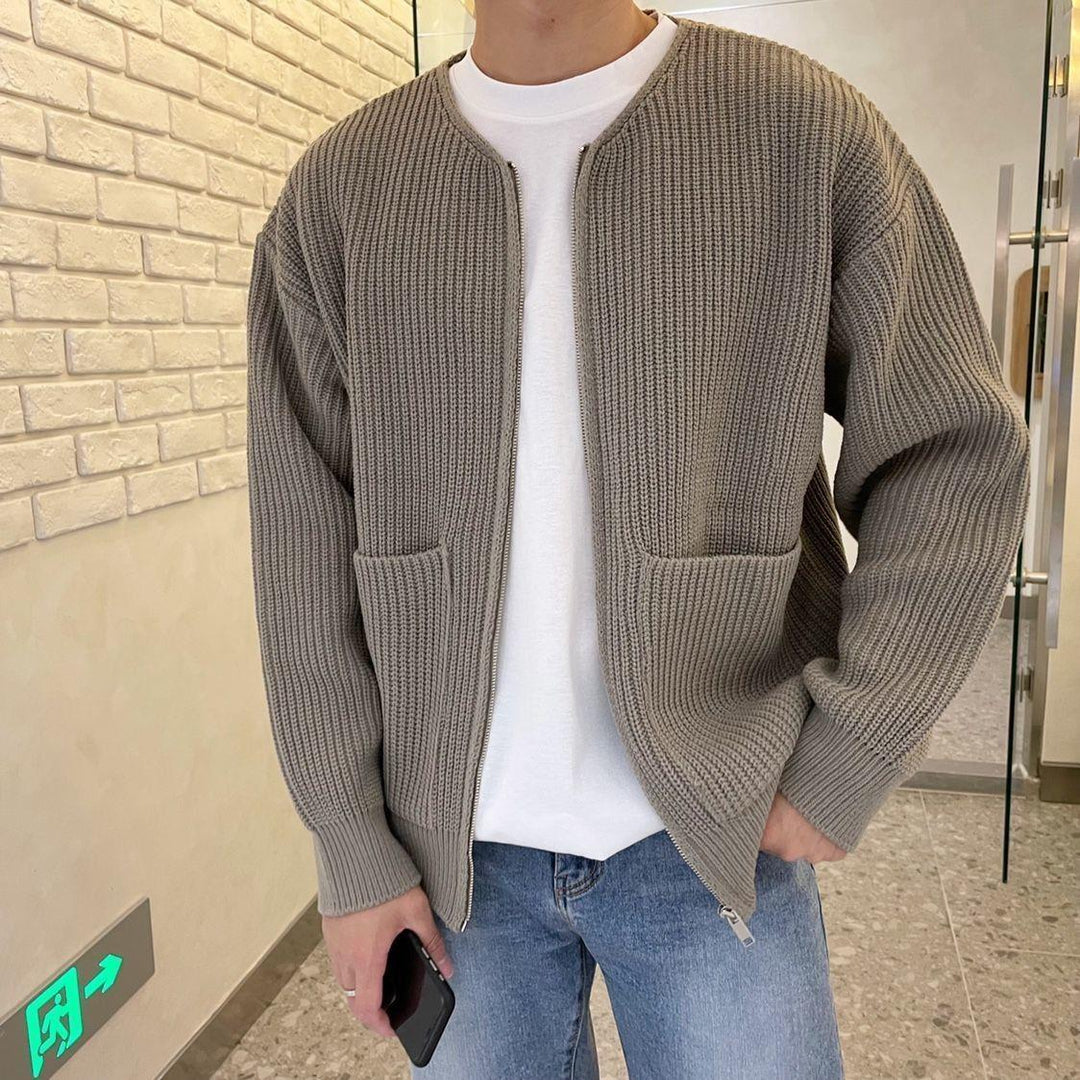 Trendige Strickjacke