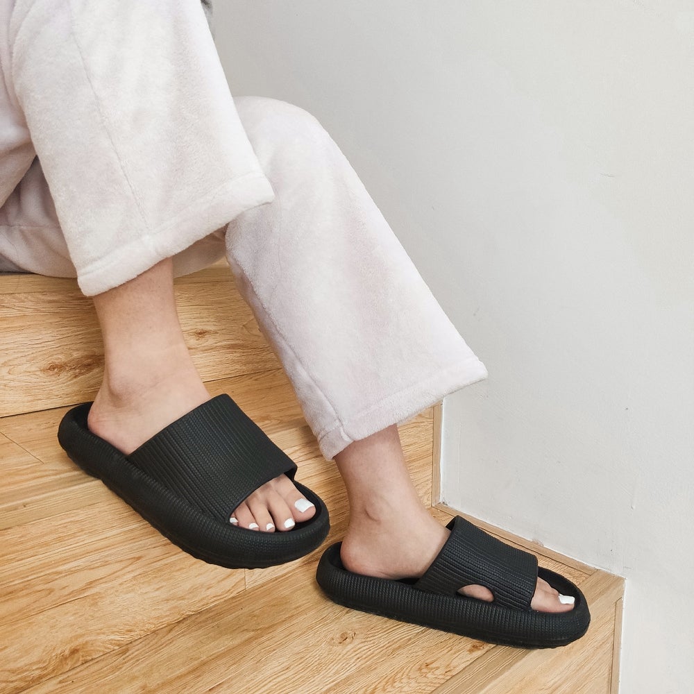 Badslipper für Damen und Herren mit dicker Sohle