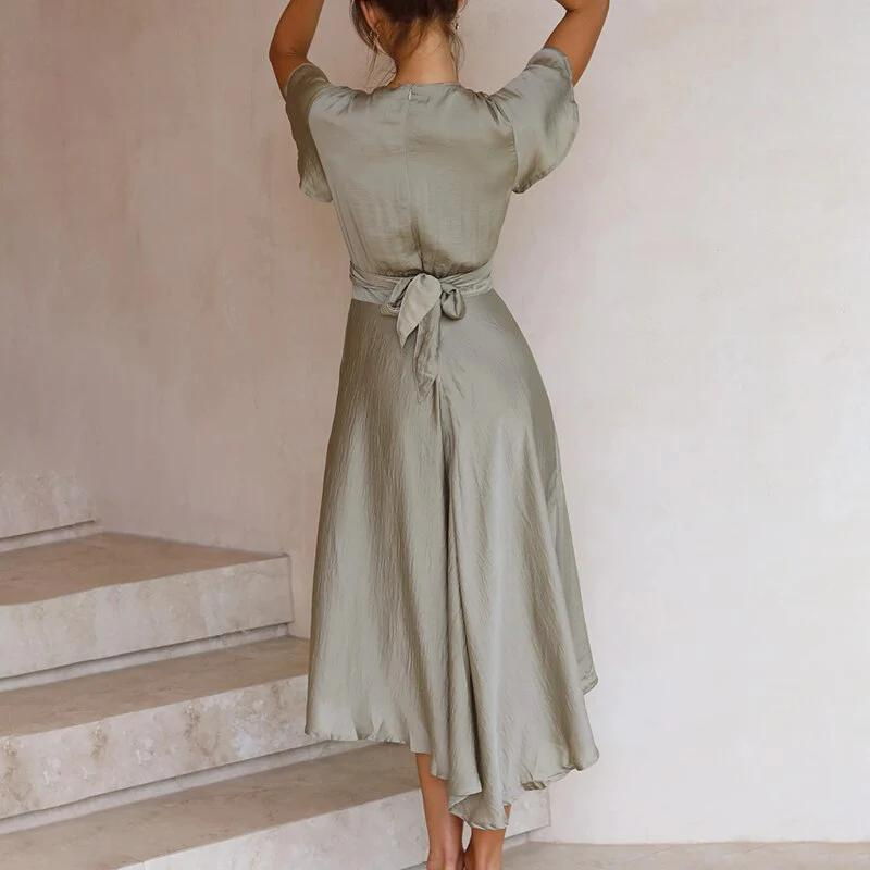 Vintage Kleid Empire-Schnitt und die gerüschten Ärmel