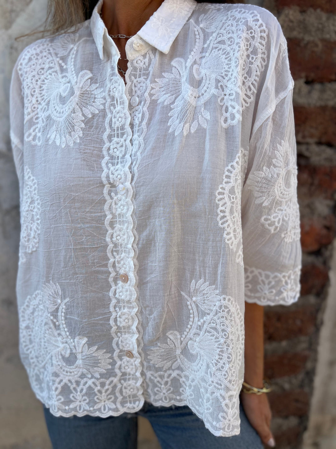 Viva | Elegante Blusen für Festliche Anlässe – Damen-Spitzenbluse mit 3/4-Ärmeln und Romantischen Details 2