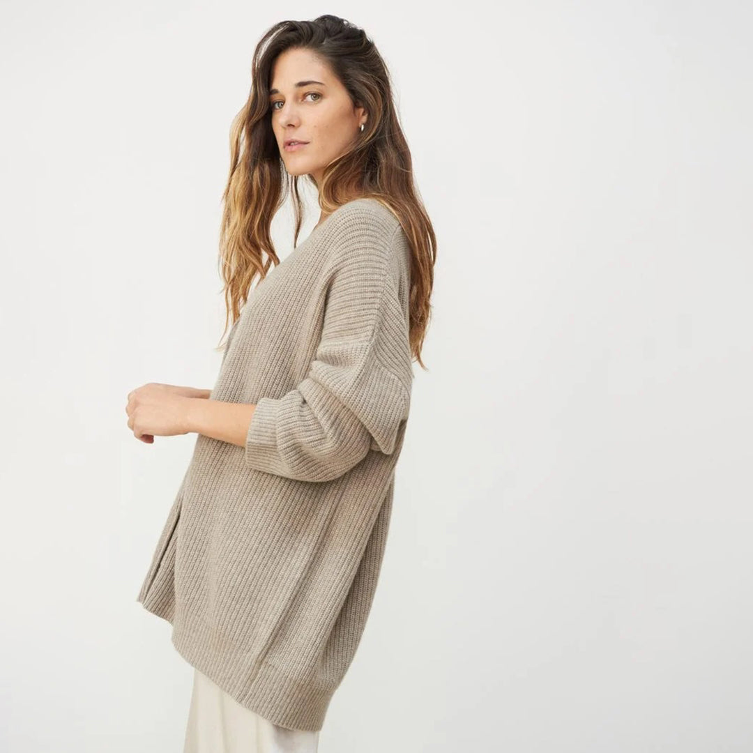 Weiche Strickjacke für Frauen in Übergröße mit kuscheligen Schichten