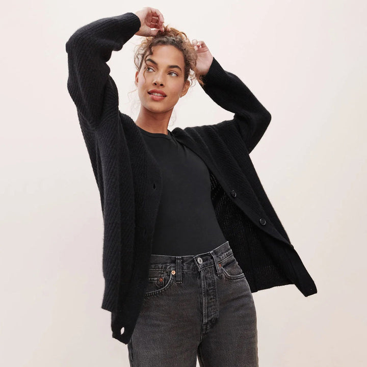 Weiche Strickjacke für Frauen in Übergröße mit kuscheligen Schichten