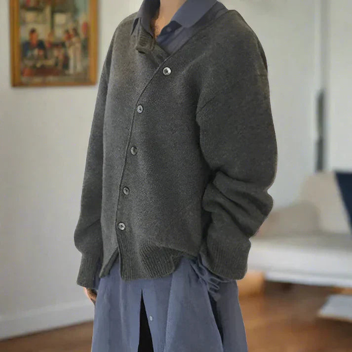 Weiche Strickjacke mit Diagonaler Knopfleiste