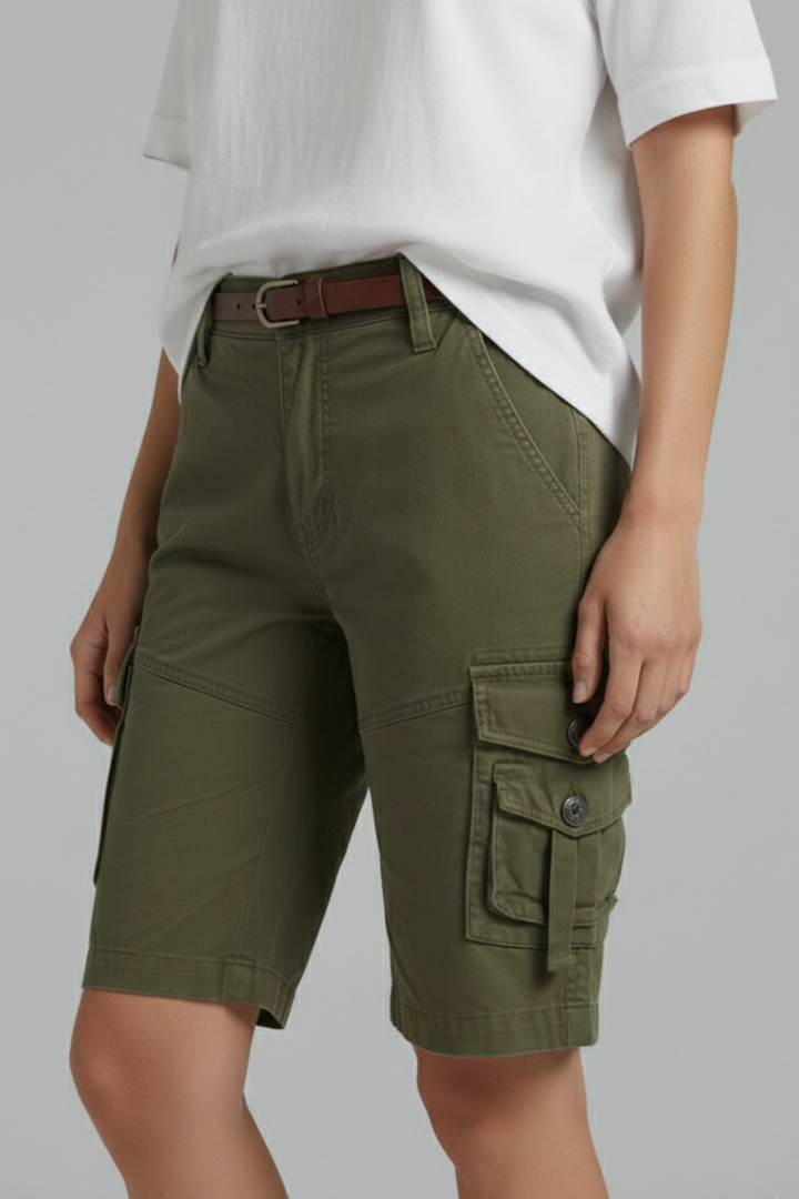 Helga | Damen-Cargo-Shorts mit Utility-Taschen
