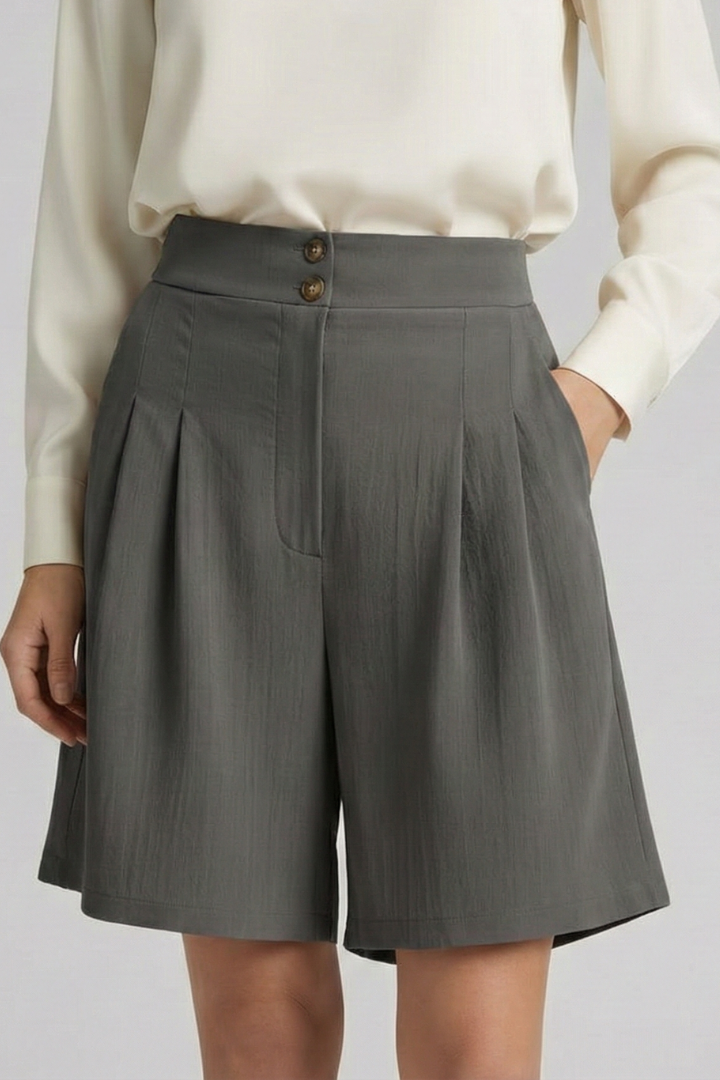 Isabella | Damen-Shorts mit hoher Taille, Falten und maßgeschneidertem Schnitt