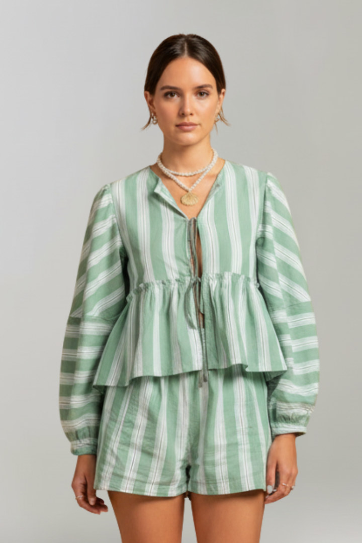Elfriede | Damen-Shorts-Set mit Streifen und langen Ärmeln