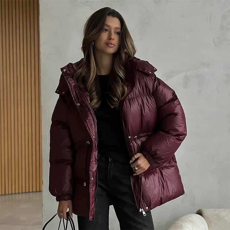 Pauline | Winter-Steppjacke für Damen mit Kordelzug und Glanzfinish