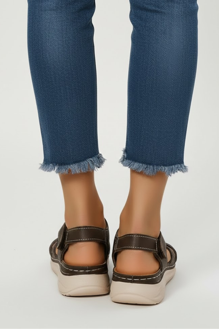 Franziska | Damen Retro-Riemchensandalen mit Schnallenverschluss