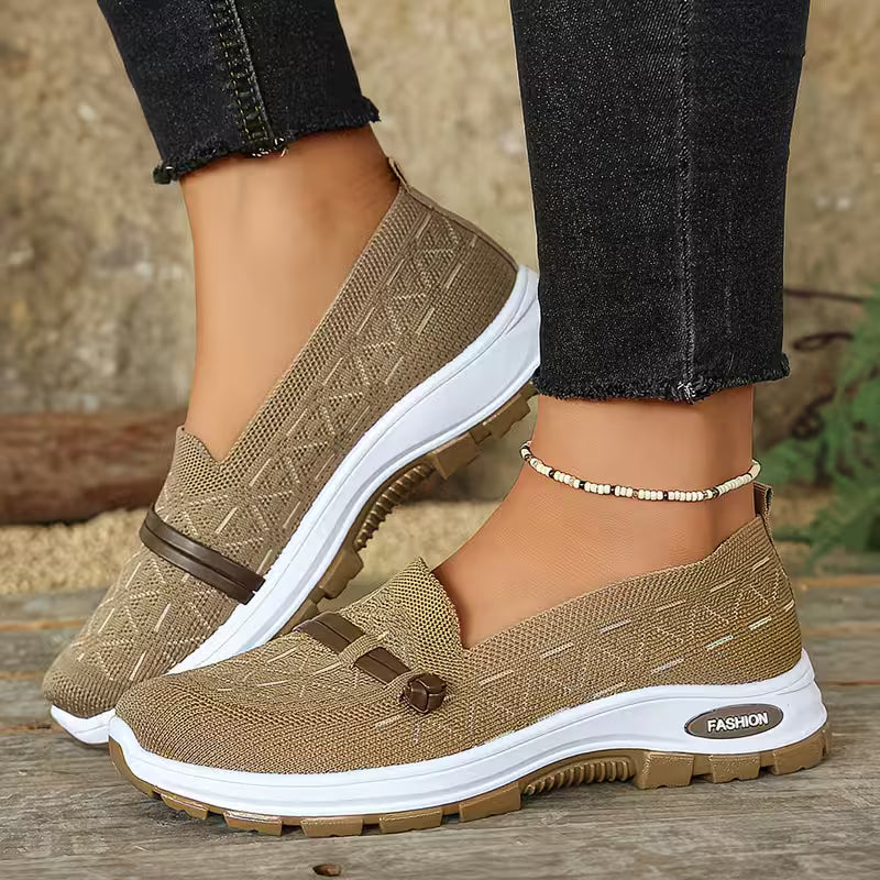 Xylah | Atmungsaktive Slip-on Wanderschuhe Damen – Bequem & Vielseitig für Jeden Tag 2