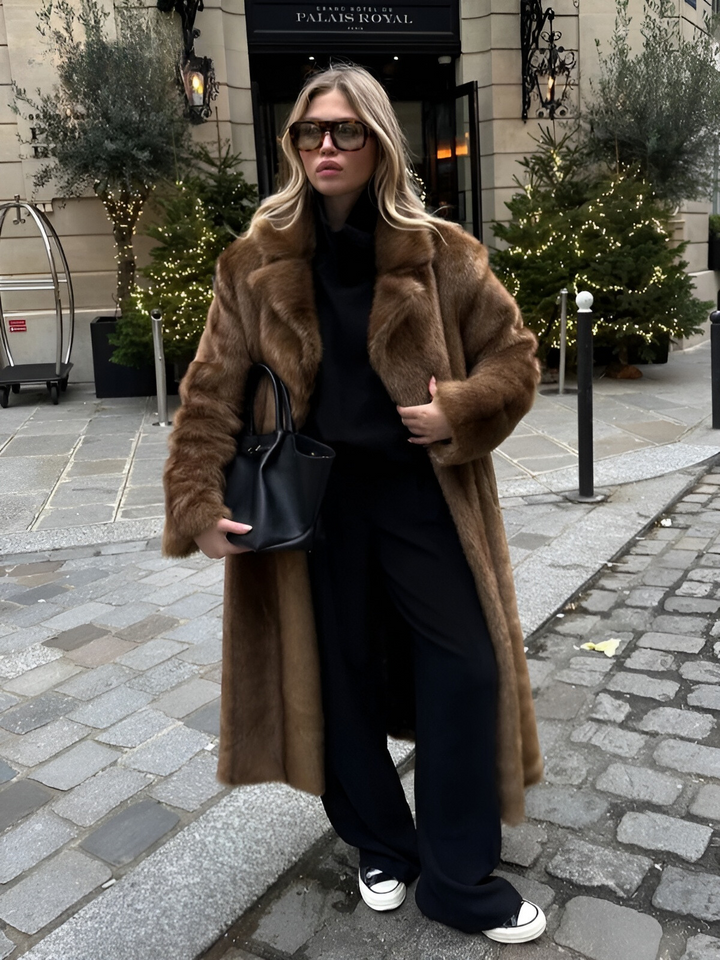 Zara - Langer Mantel aus Kunstpelz