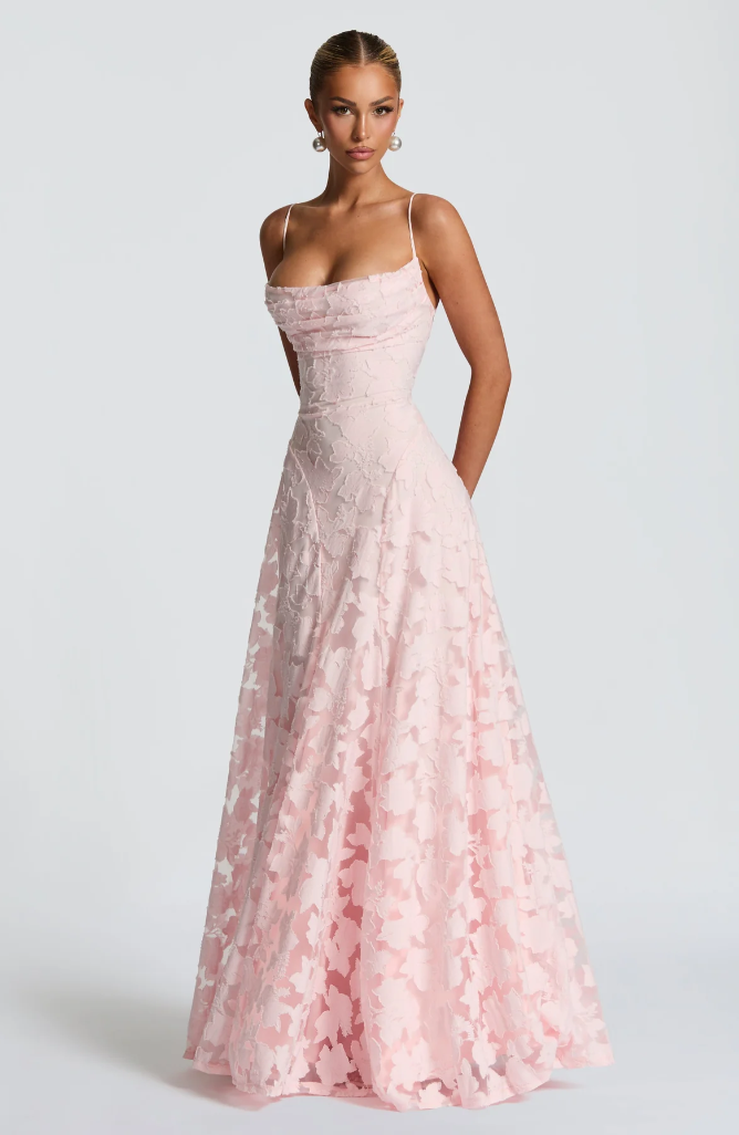 Zelira | Elegantes Maxikleid Festlich mit Spitzen-Details 6