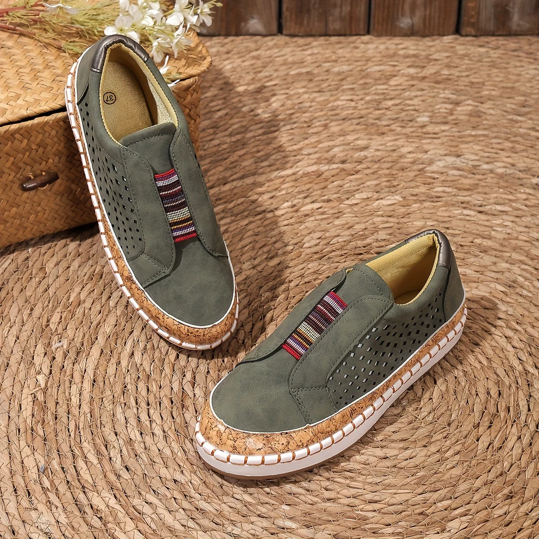 Slip-On Freizeitschuhe Damen perforiert