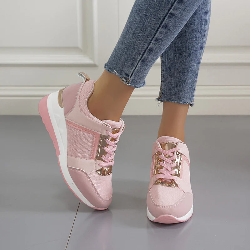Clara – Orthopädischer Keilabsatz Sneaker