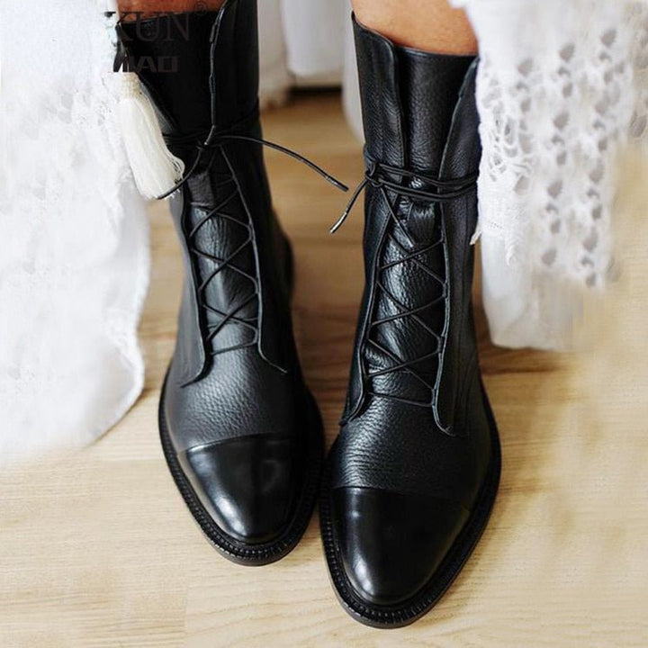 Doris | Damen Elegante Spitzstiefel mit Blockabsatz