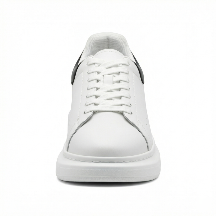Bequeme Sneaker mit Schnürung