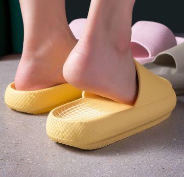 Badslipper für Damen und Herren mit dicker Sohle
