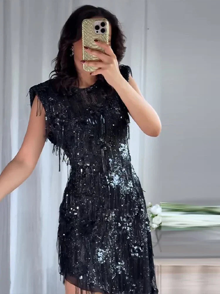 Damen Ärmelloses Midi-Kleid mit Pailletten und Fransen mit asymmetrischem Saum