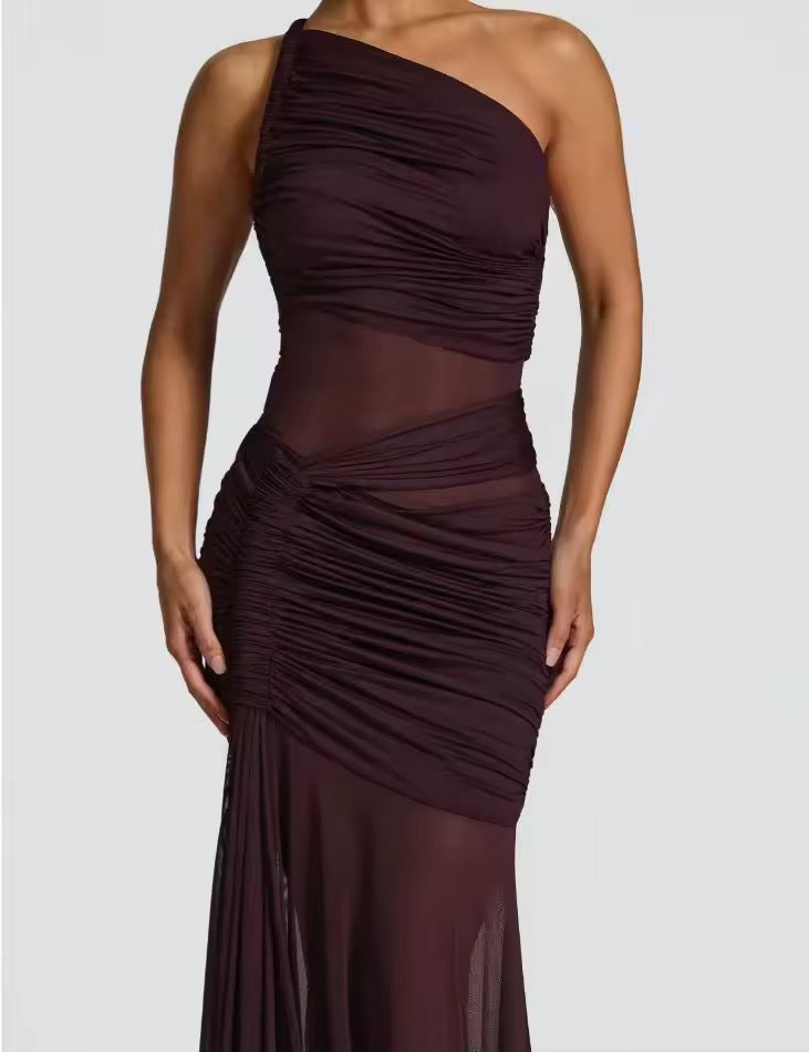 Damen Einschulter Maxikleid mit geraffter Oberfläche und durchsichtigen Einsätzen mit ausgestelltem Saum