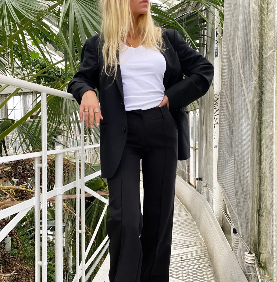 Damen Hose mit hohem Bund weiten Beinen und sichtbaren Frontnähten