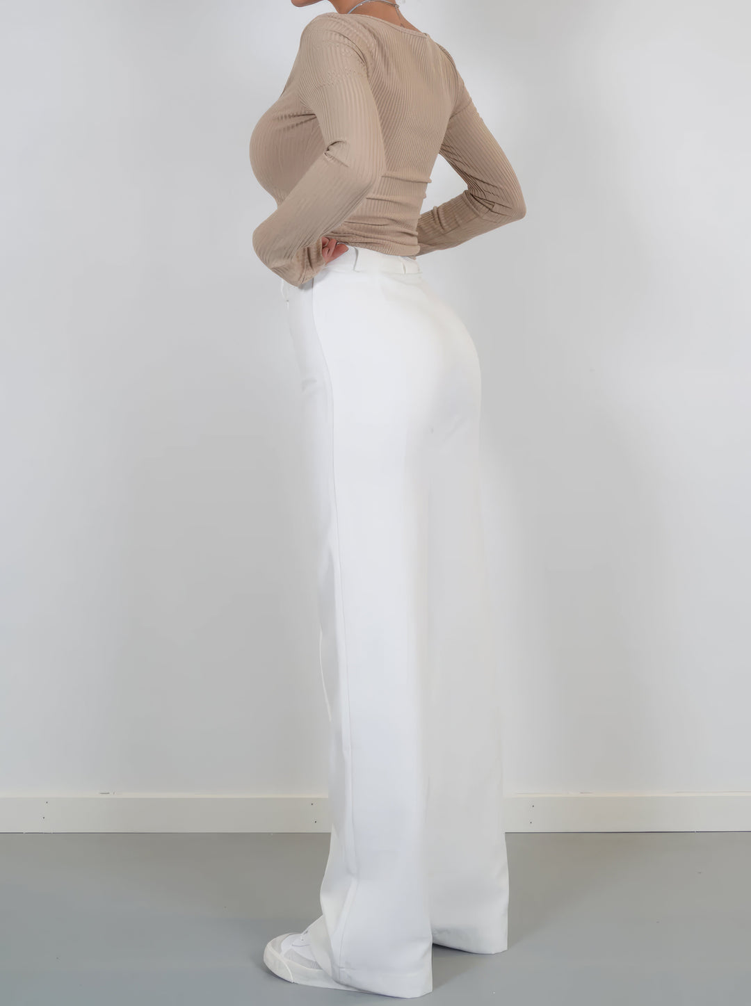 Damen Hose mit hohem Bund weiten Beinen und sichtbaren Frontnähten
