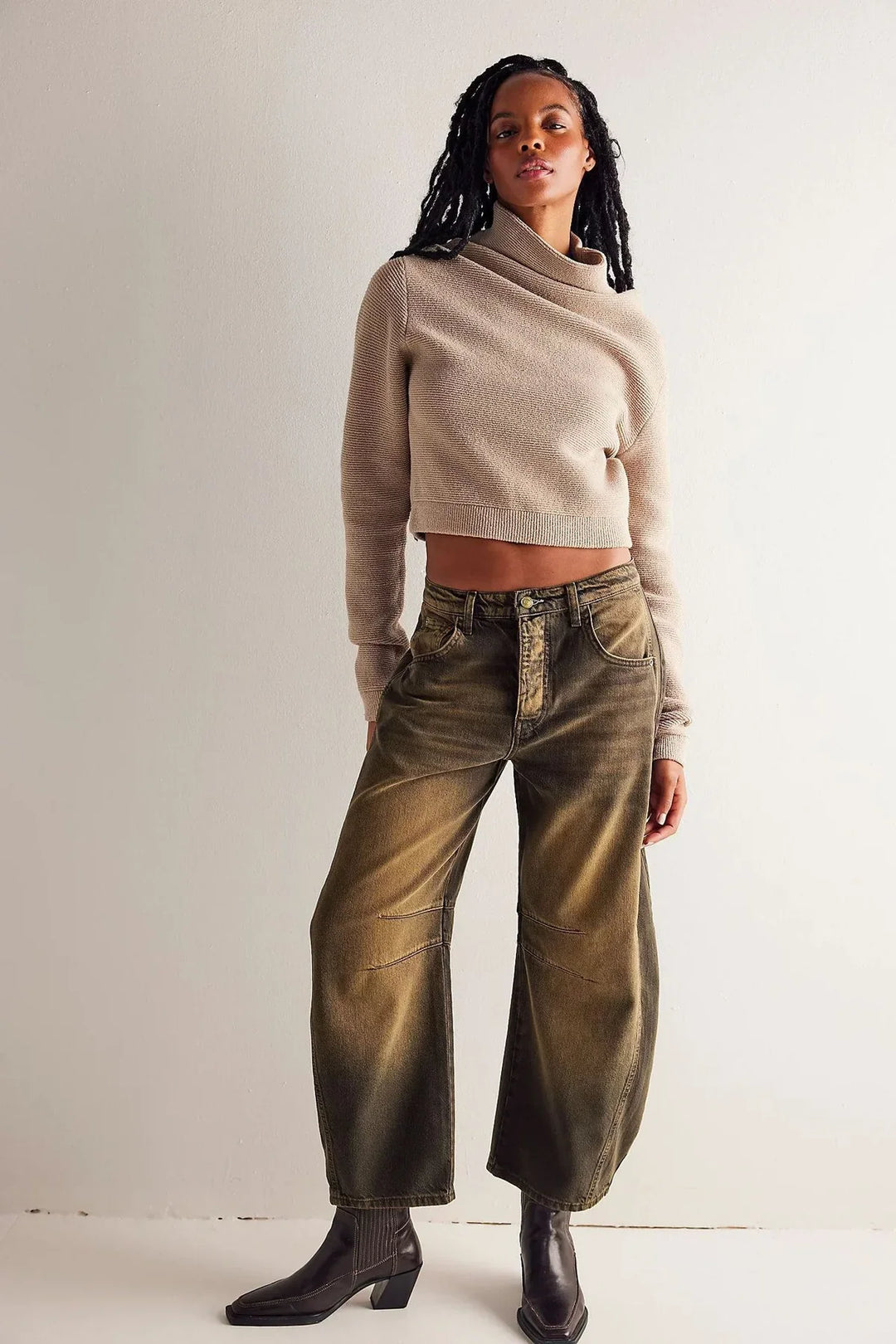 Damen Jeans mit weitem Bein und klassischer Taschenanordnung-Women Pants-Alpenkind
