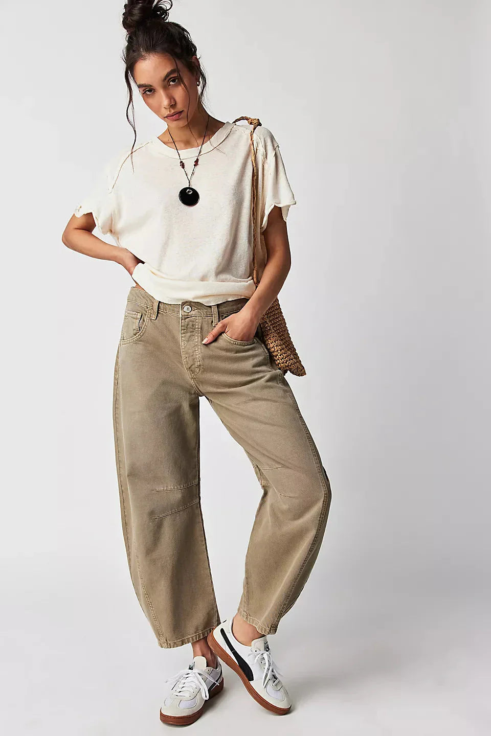 Damen Jeans mit weitem Bein und klassischer Taschenanordnung-Women Pants-Alpenkind