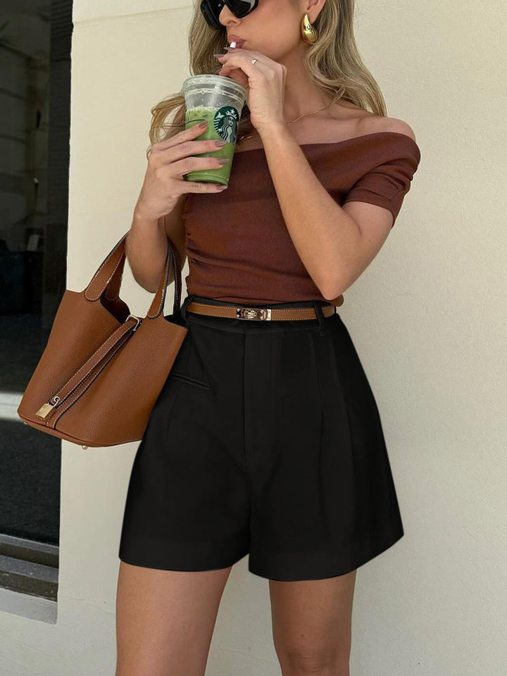 Damen Kurze Hose mit Bundfalten Gürtelschlaufen und Seitentaschen