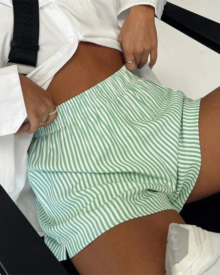 Damen Kurze Hose mit elastischem Bund und vertikalen Streifen
