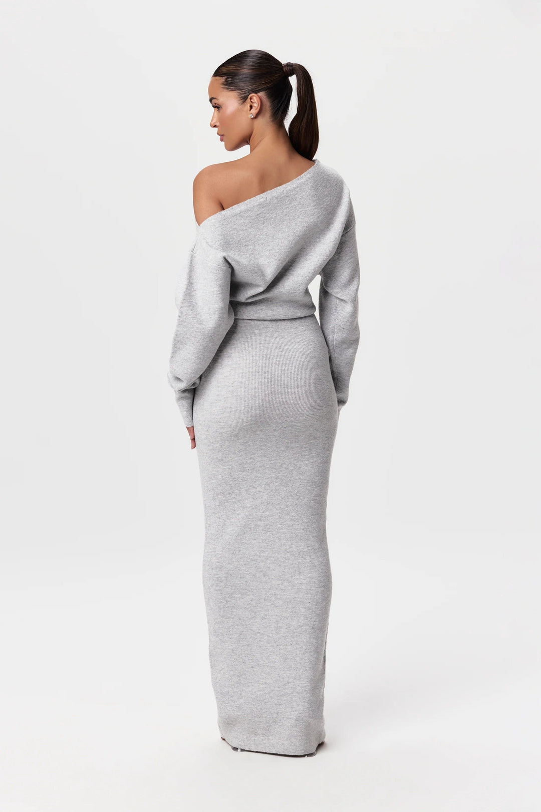 Damen Langärmliges Strick-Maxikleid mit Asymmetrischem Schulterausschnitt
