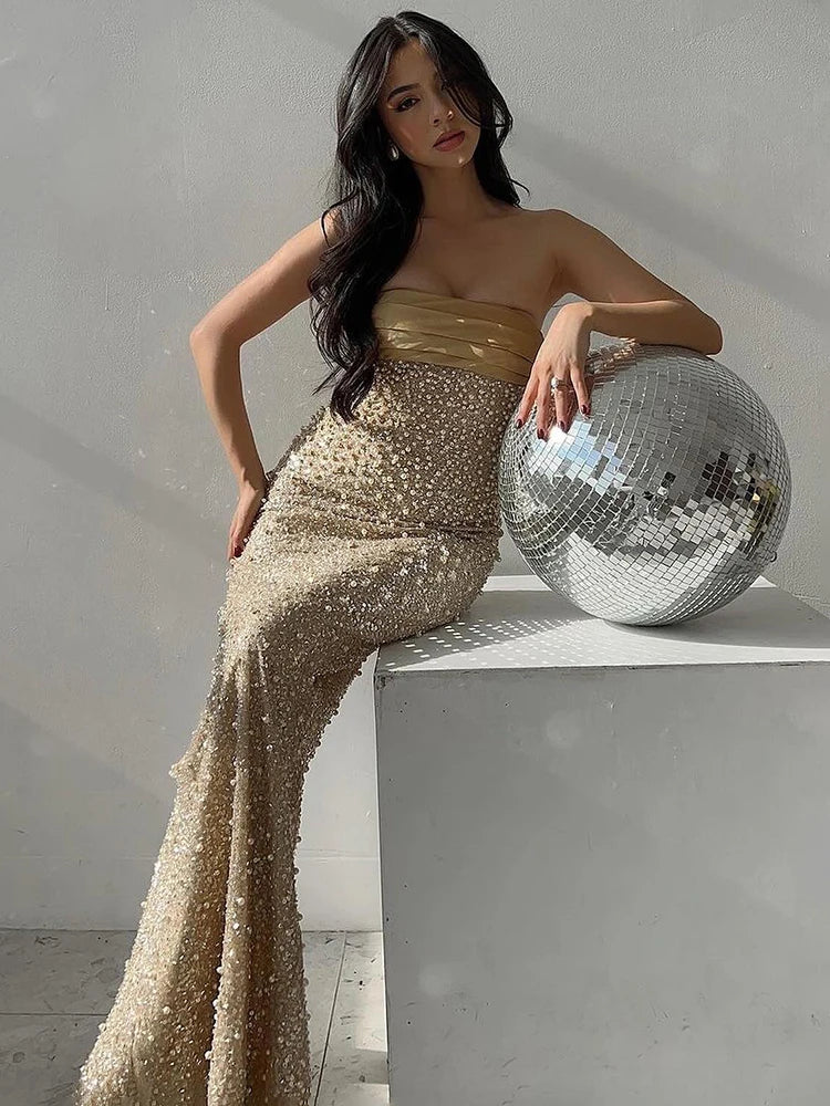 Damen Maxi Kleid mit Bandeauausschnitt Paillettenbesatz und geradem Saum