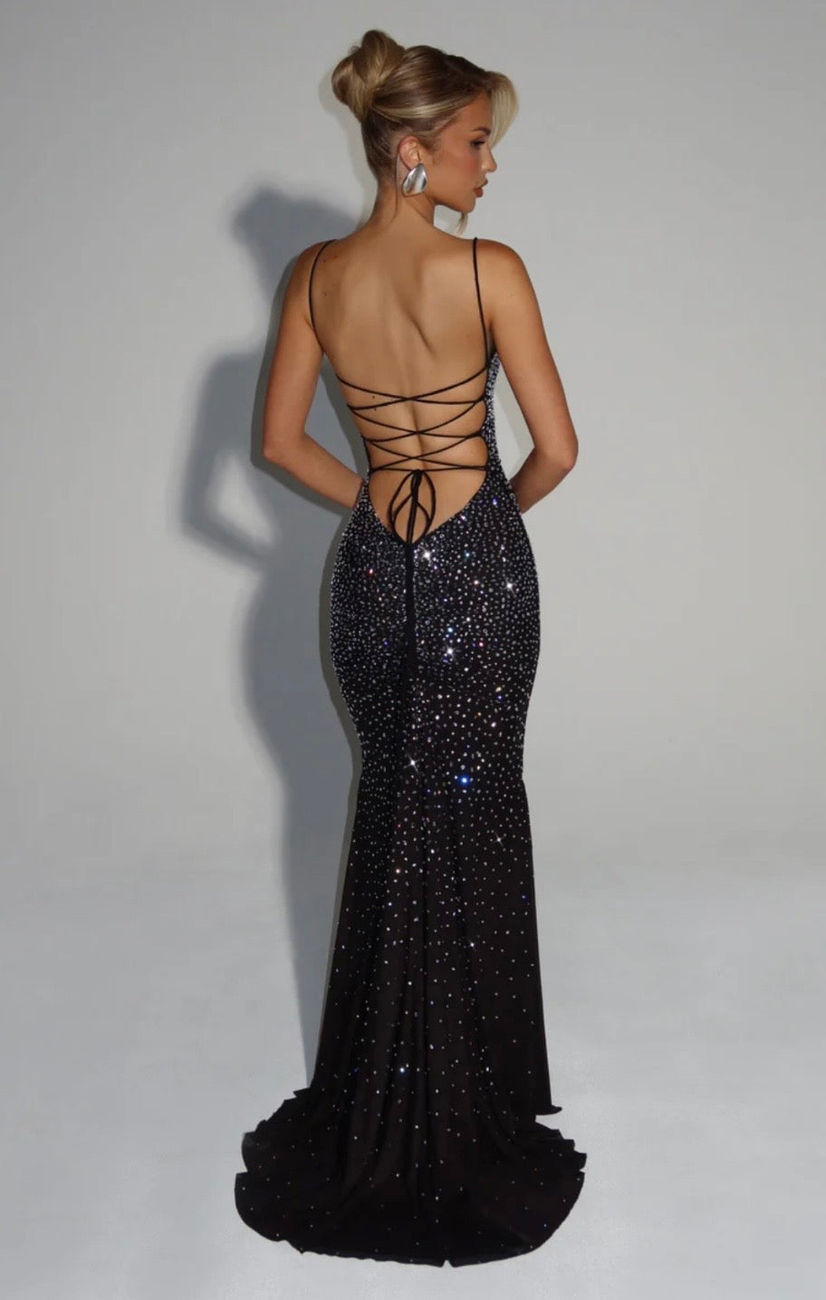 Damen Maxi Kleid mit geradem Ausschnitt Spaghettiträgern und Strassstein Besatz