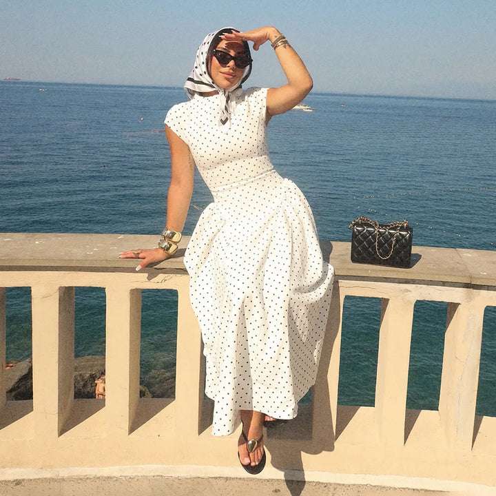 Damen Maxi Kleid mit Tupfenmuster Kappärmeln und ohne Verschluss