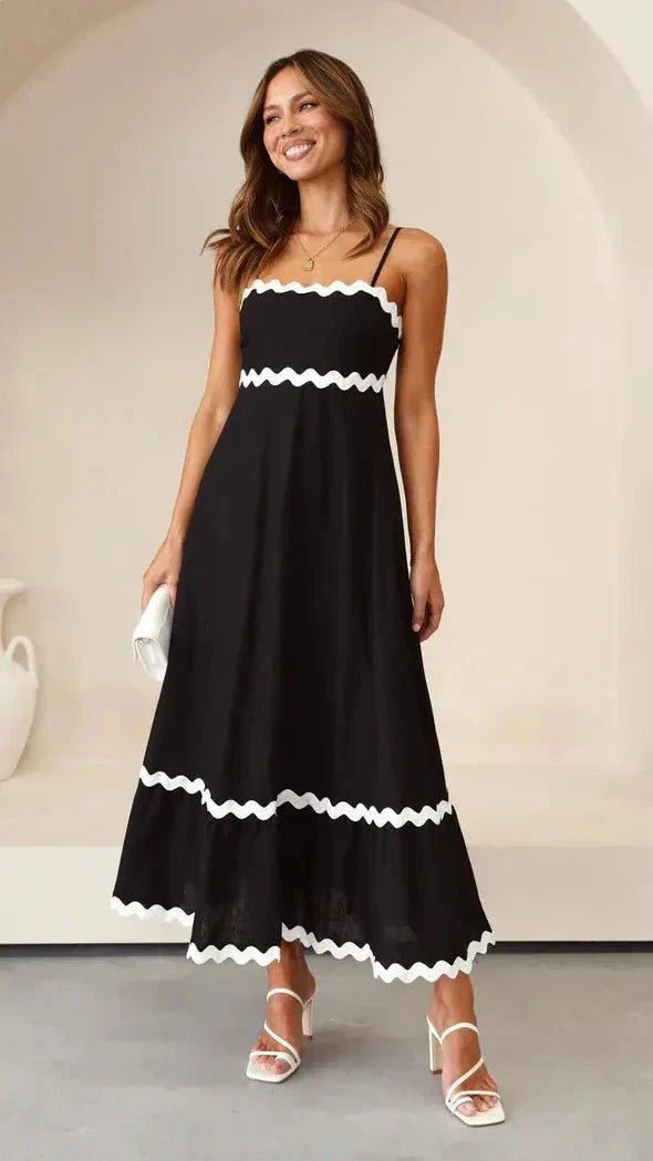 Damen Maxikleid mit Spaghettiträgern geradem Abschluss Zickzackborte und gerafftem Rücken