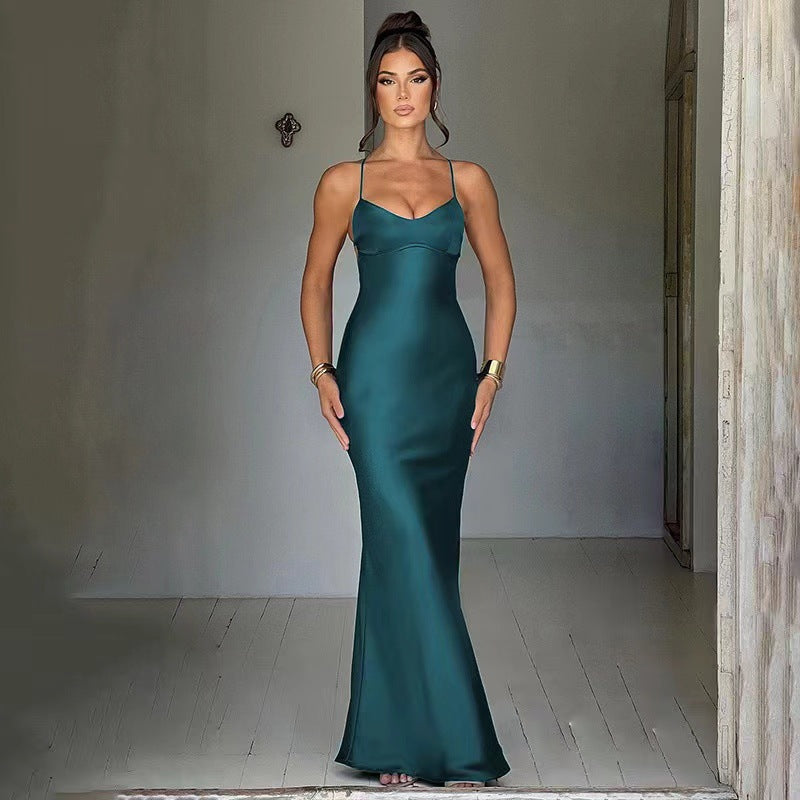 Damen Maxikleid mit Spaghettiträgern und Kreuzträgern am Rücken