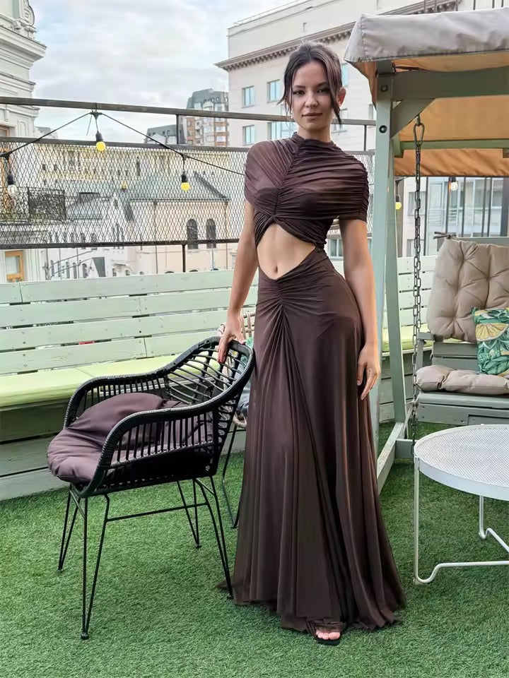Damen Maxikleid mit Stehkragen und kurzen Ärmeln mit gerafftem Oberteil und Taillenausschnitt