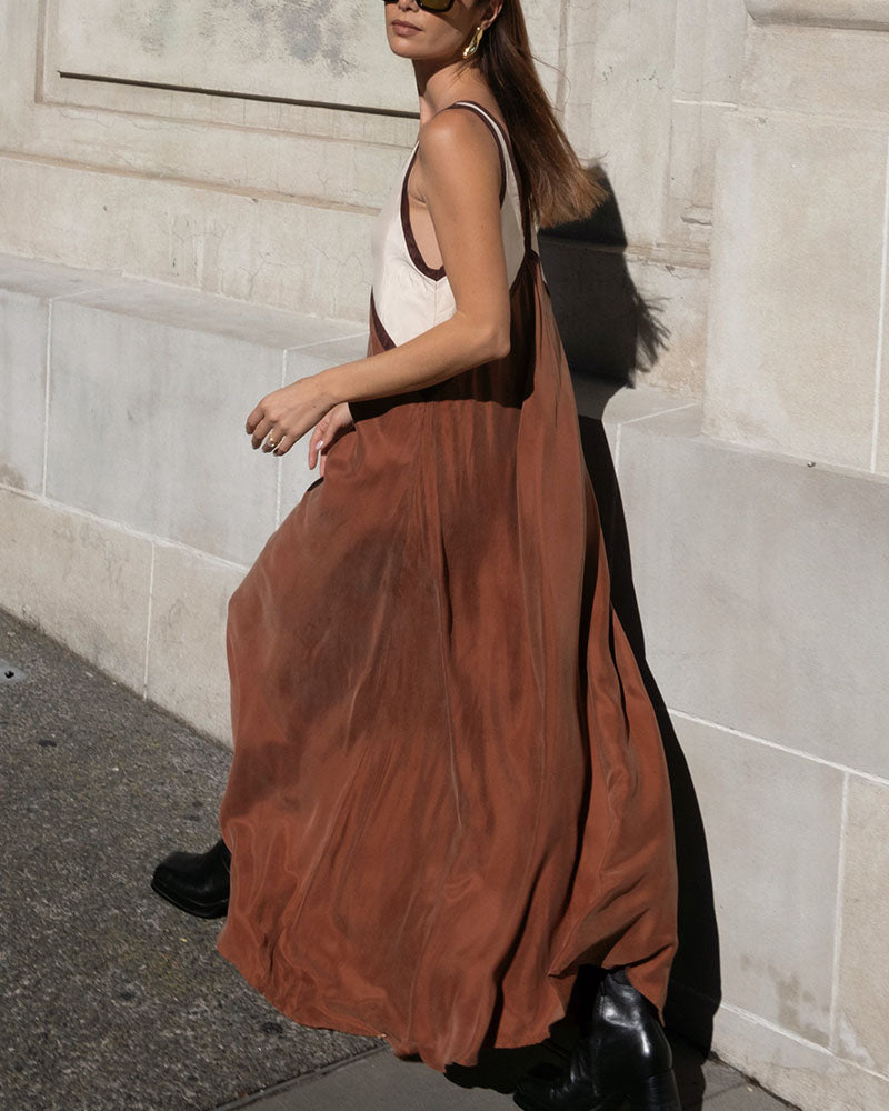 Damen Maxikleid mit tiefem V-Ausschnitt und zweifarbigem Farbblock-Muster