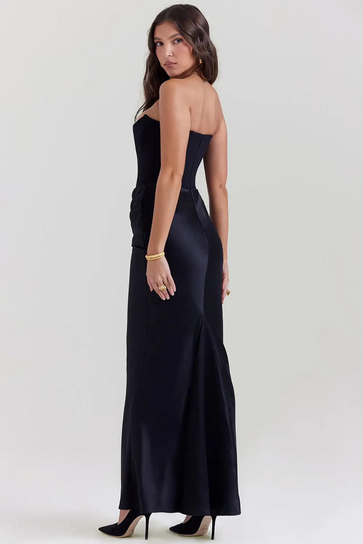 Damen Maxikleid mit trägerlosen Oberteil und gerafftem Taillenbereich