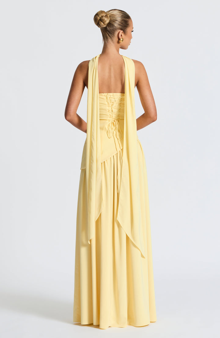 Damen Maxikleid trägerlos mit asymmetrischem Oberteil Beinschlitz und Schal am Hals