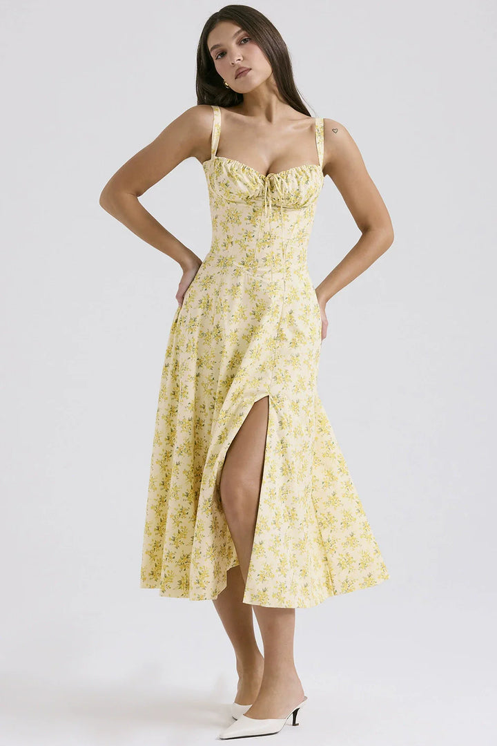 Damen Midikleid mit Herzausschnitt und breiten Trägern mit Ziernähten am Oberteil und Blumenmuster