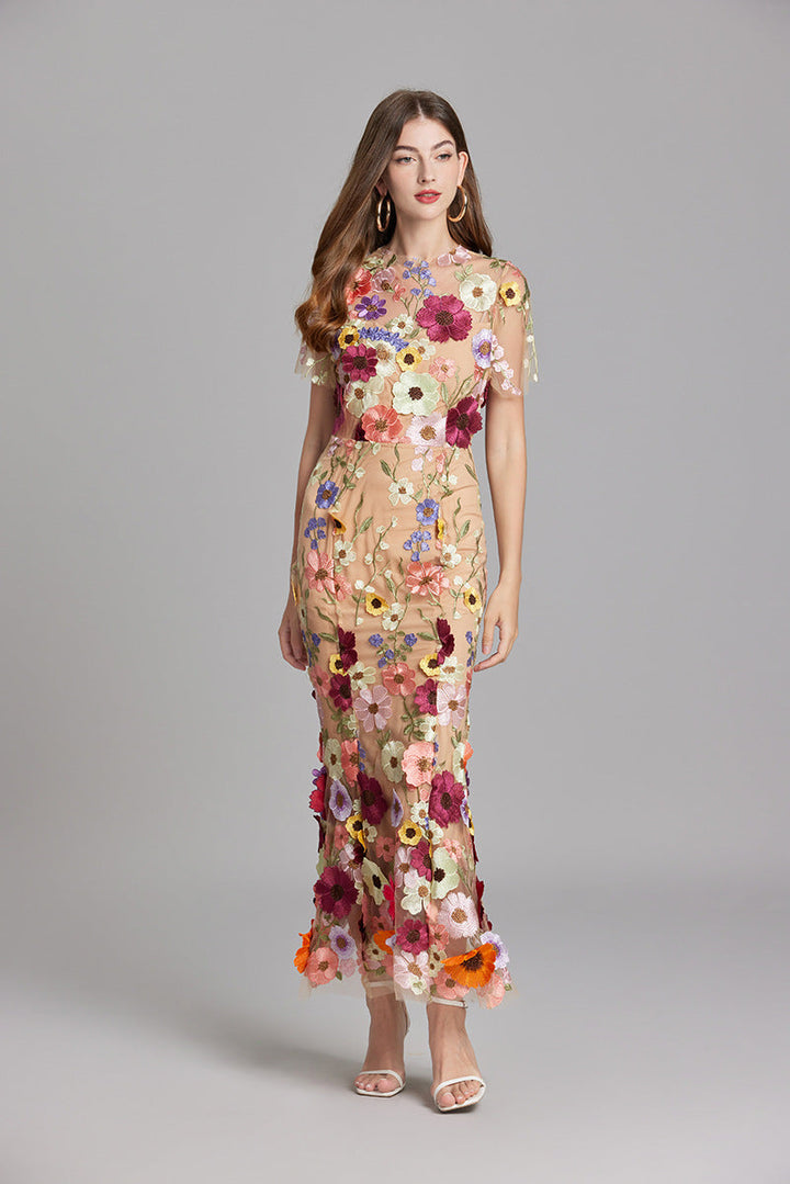 Damen Midikleid mit Kurzen Ärmeln Rundhals Blumenapplikationen und Transparentem Überzug