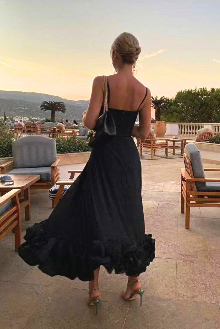 Damen Midikleid mit Spaghettiträgern Gerader Halspartie und Rüschensaum
