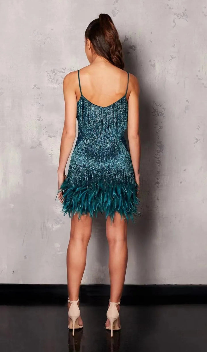 Damen Minikleid mit Spaghettiträgern, Fransenlagen und Federbesatz am Saum-Mini Dress-Alpenkind