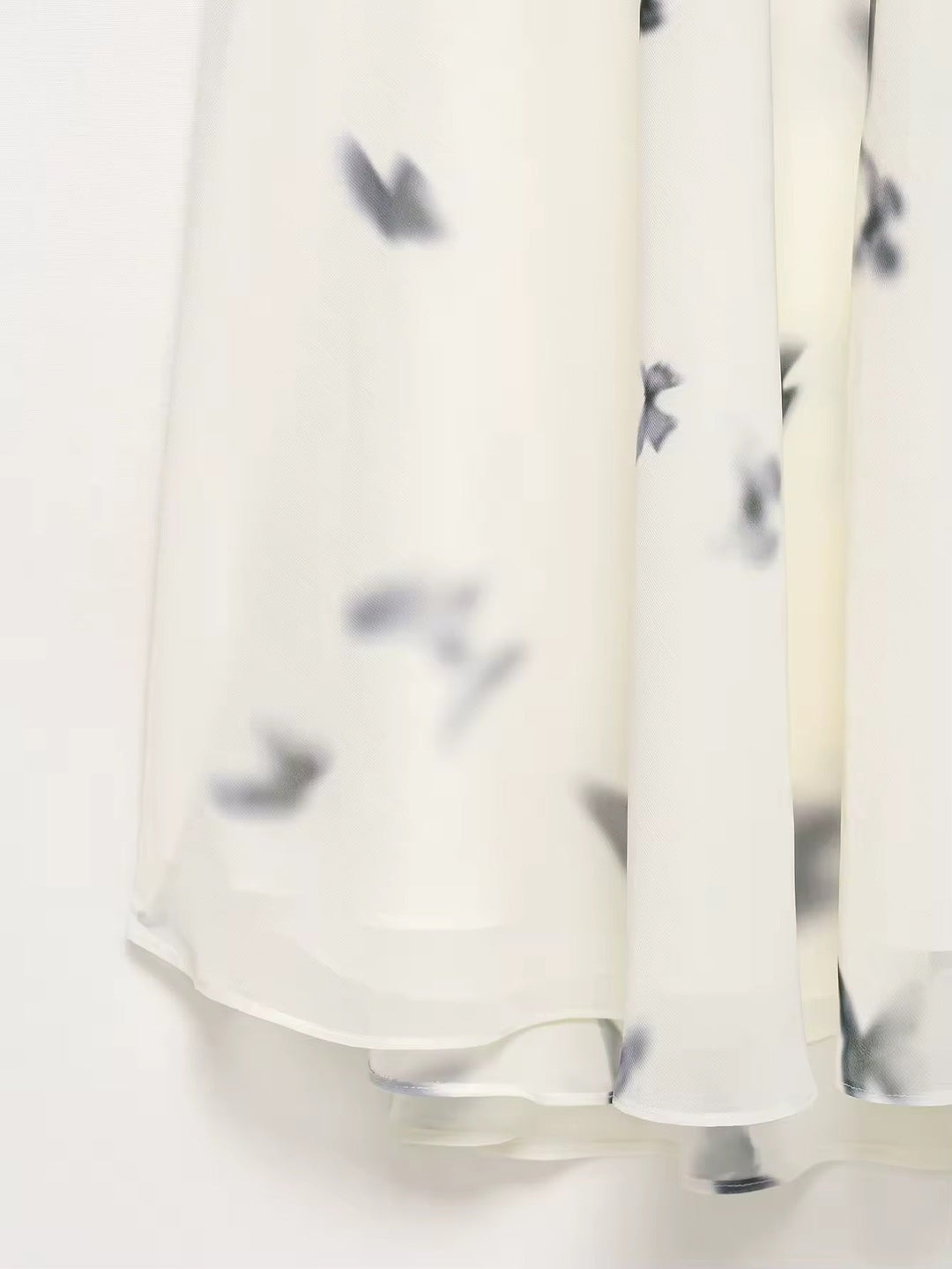 Damen Neckholder Maxikleid mit Schmetterlingmuster und offenem Rücken mit geraffter Taille