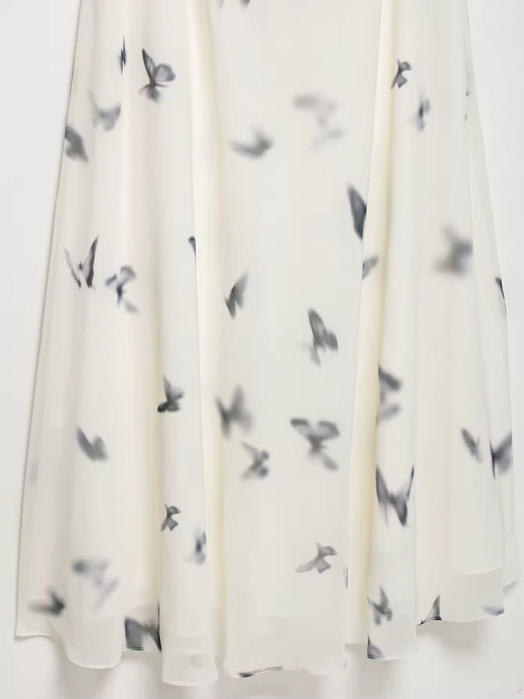 Damen Neckholder Maxikleid mit Schmetterlingmuster und offenem Rücken mit geraffter Taille
