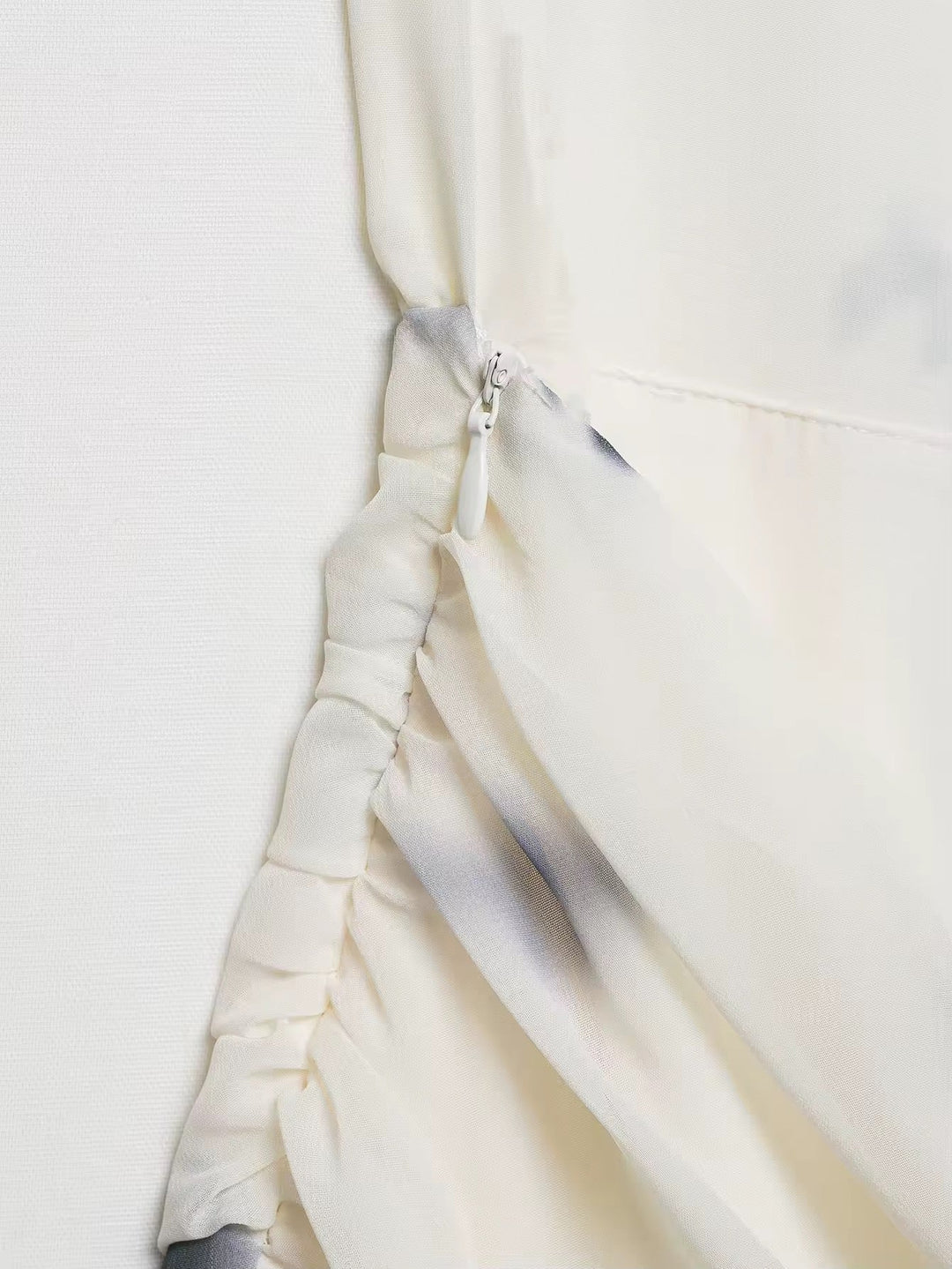 Damen Neckholder Maxikleid mit Schmetterlingmuster und offenem Rücken mit geraffter Taille