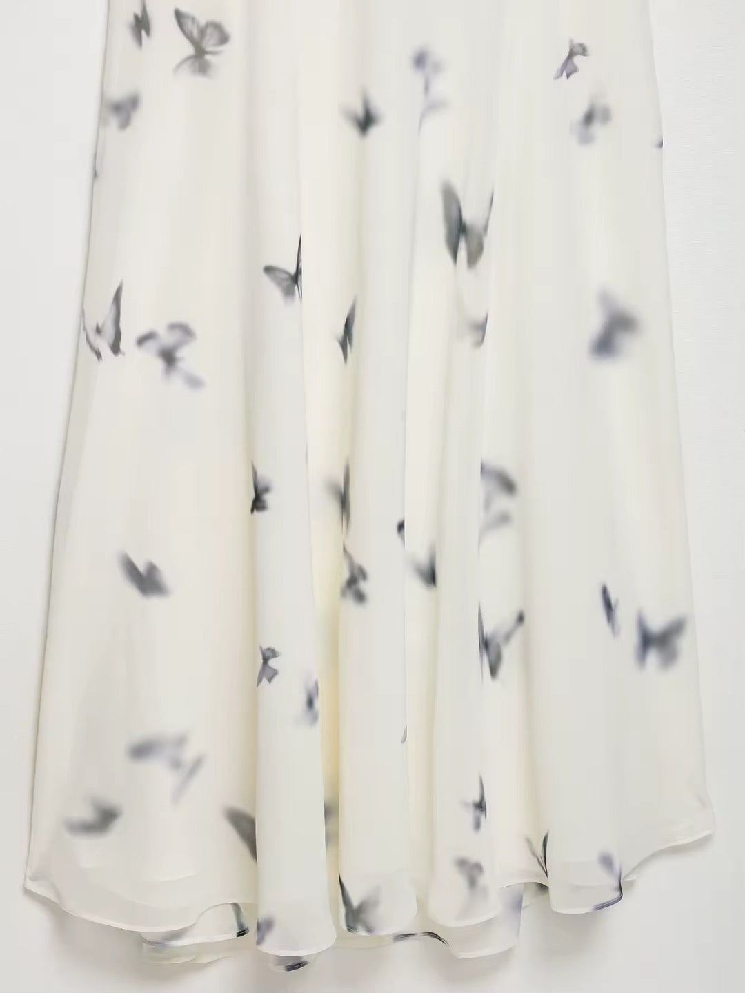 Damen Neckholder Maxikleid mit Schmetterlingmuster und offenem Rücken mit geraffter Taille