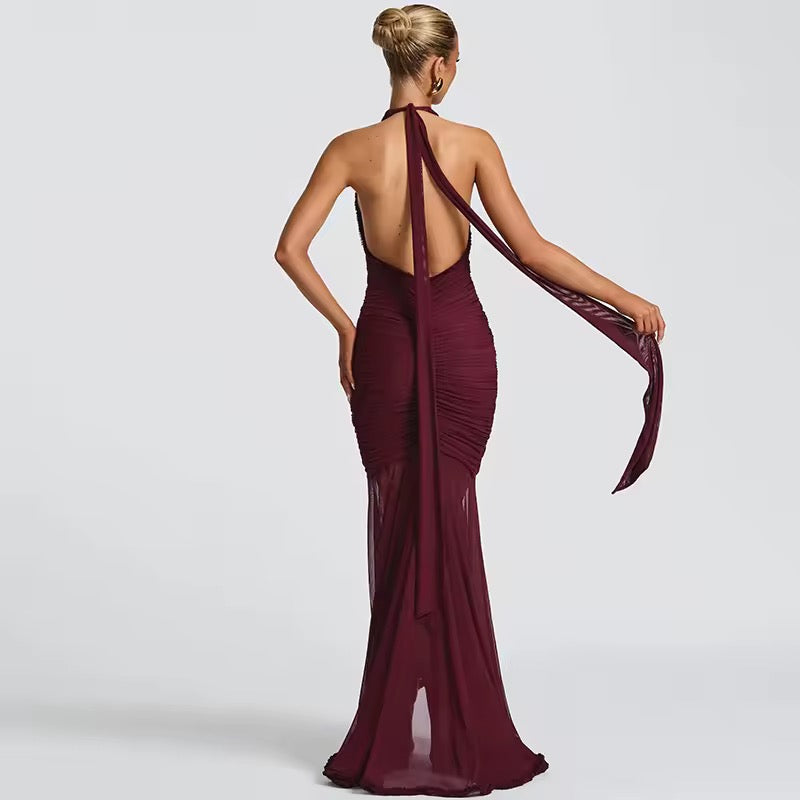 Damen Neckholder Maxikleid mit tiefem V-Ausschnitt und geraffter Oberfläche mit Rüscheneinsatz und offenem Rücken