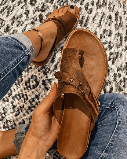 Damen Offene Slide-Sandalen mit Doppelriemen und Schnallendetails-Women Footwear-Alpenkind